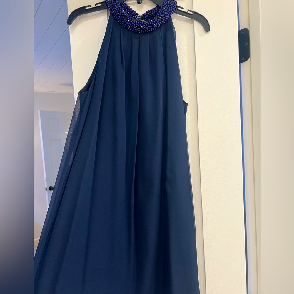 Diane Von Furstenberg Lainey navy silk cocktail dress embelished neckline sz 4